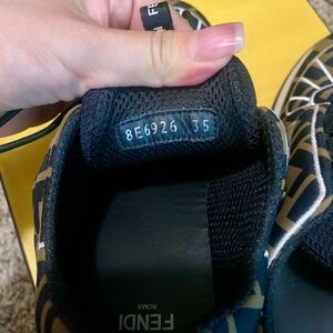 Fendi mint condition well taken care. Come with wet.box